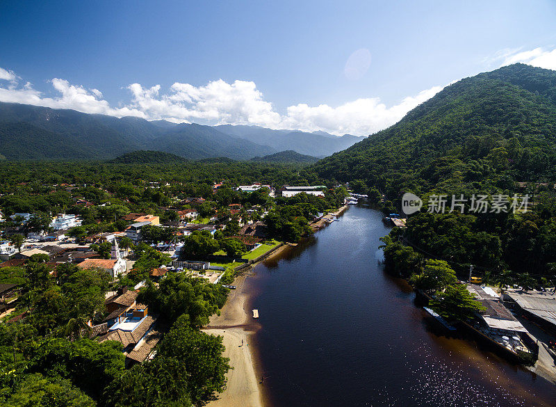 鸟瞰图Barra do Una海滩，圣保罗，巴西